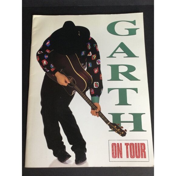 Vintage Garth Brooks on Tour Souvenir Concert Brochure Book Photos - Picture 1 of 8